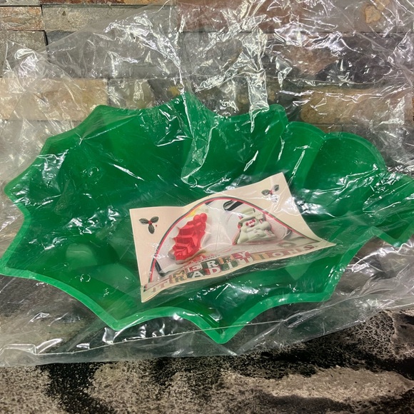 Vintage Holiday Holly Christmas Jello Molds Set of 2 Tree & Santa Claus … - Picture 6 of 10